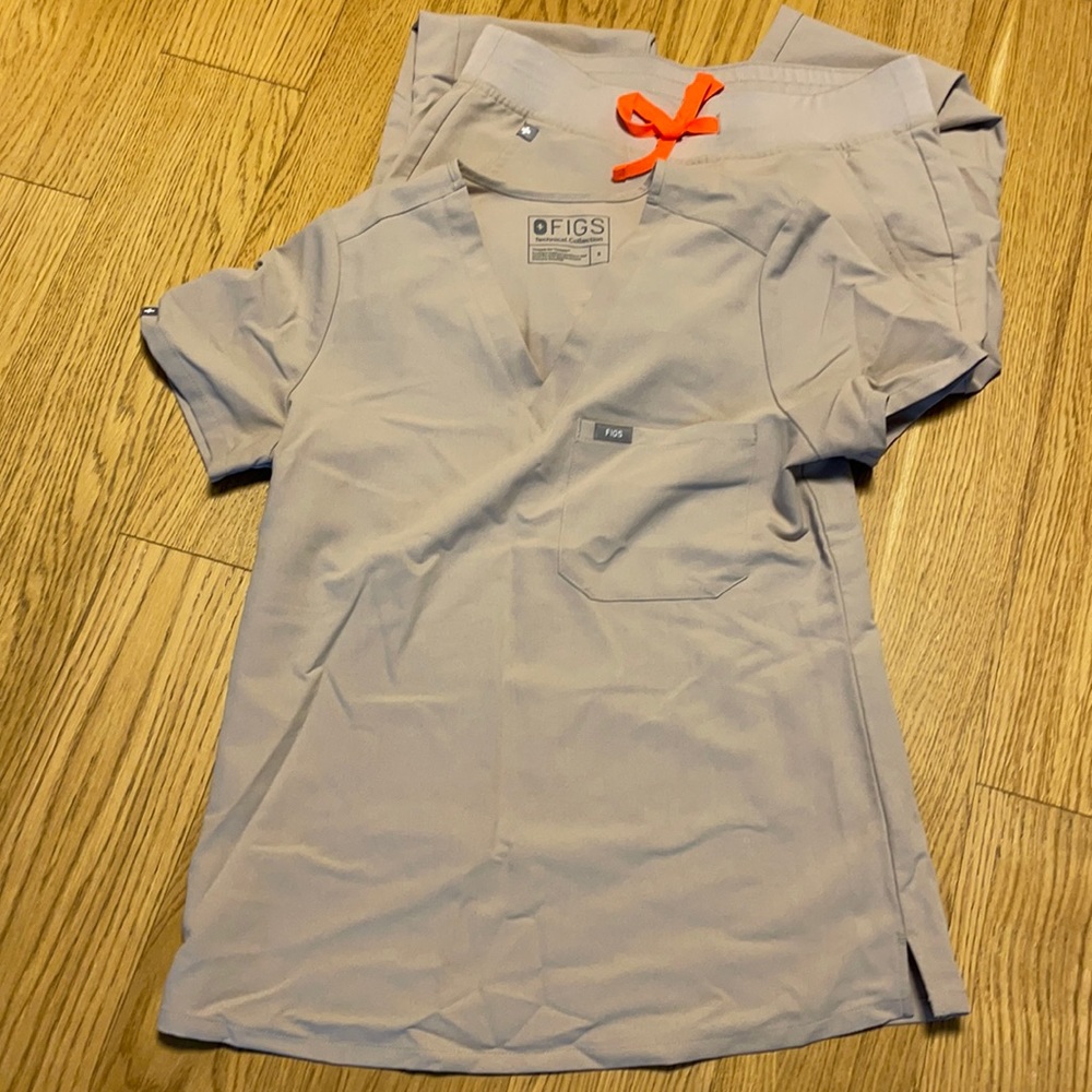 FIGS. Catarina scrub top